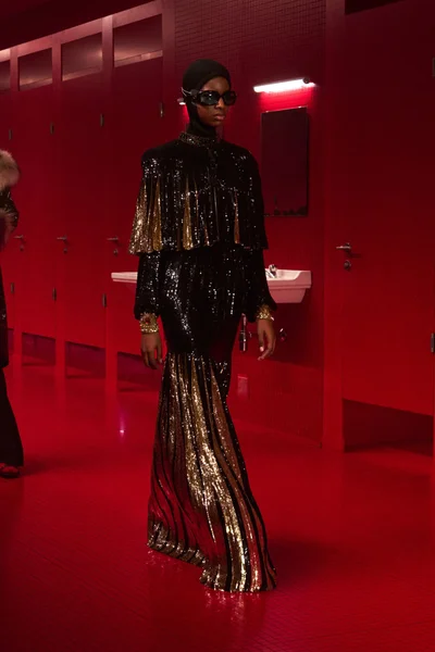 Look 74